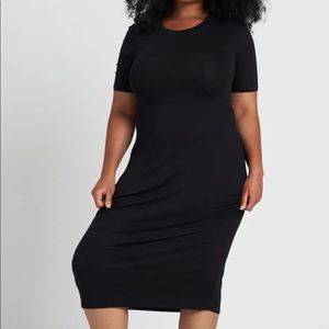 Universal Standard SS Crew Neck Black Dress 2XS